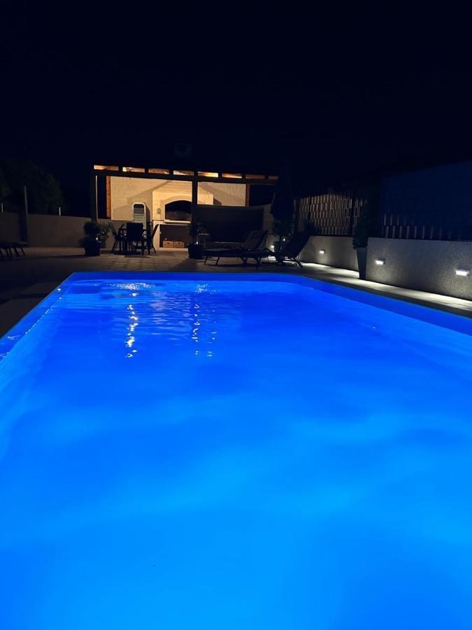 Villa Apartments Aa 1 تروغير المظهر الخارجي الصورة